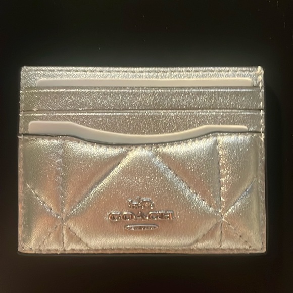 COACH Puffy Diamond Quilting Leather, Silver Metallic ID Case, NWT - Picture 2 of 6